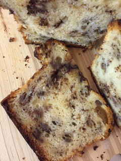 Une photo de Gâteau au yaourt à la banane et au chocolat