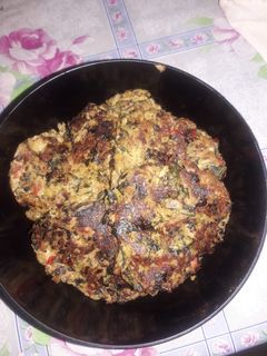 Una foto de Tortitas de hojas y pencas de Brócoli,