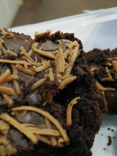 Foto resep Brownis Panggang Crunchy di luar, lembut di dalam