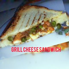Grill Chicken Cheese Sandwich A picture of Grill Chicken Cheese Sandwich.