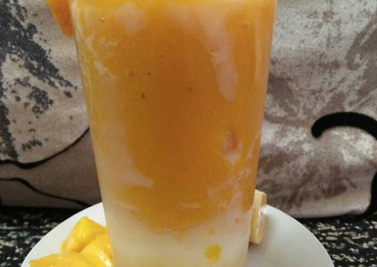 King Mango Thai Tanpa Whipped Cream (Mix Banana)