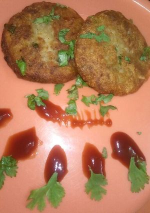 A picture of Singhare ki tikki.