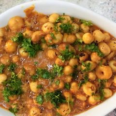 A picture of Makhana vegetable in Fresh makhana gravy.