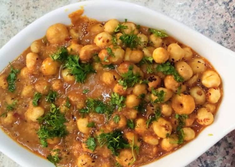 Recipe of Any-night-of-the-week Makhana vegetable in Fresh makhana gravy