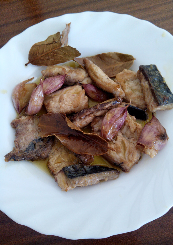 Una foto de Caballa en escabeche