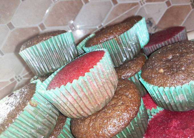 Recipe of Quick Red velvet and chocolate cupcakes