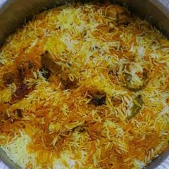 A picture of Degi biryani.