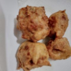 A picture of Mashed potato pakora.