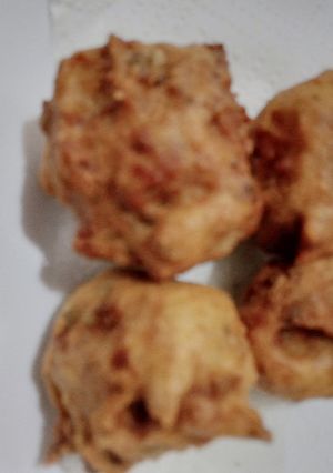 A picture of Mashed potato pakora.