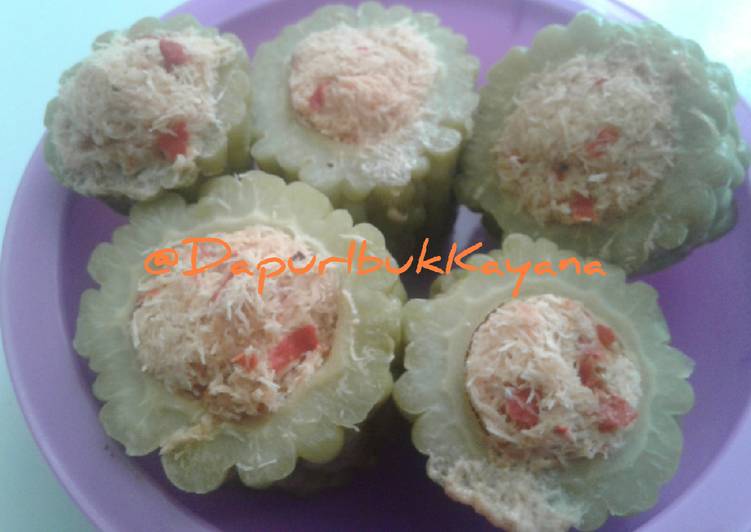 78 Pare Kukus Isi Kelapa