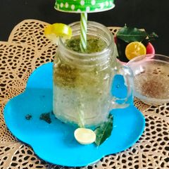 Limited Chia seeds Mint Drink 🍻 A picture of Limited Chia seeds Mint Drink 🍻.