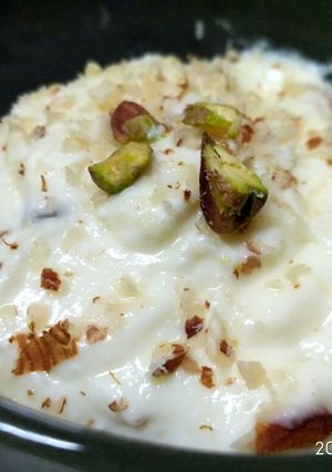 A picture of Shrikhand.