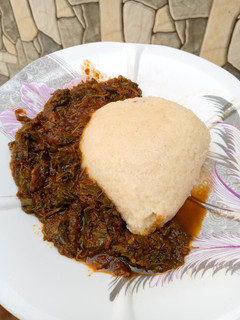 A picture of Spinach stew with tuwon semovita.