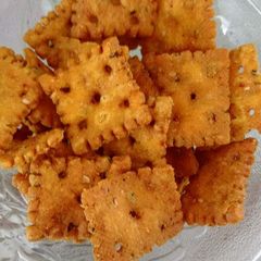 SAVOURY Namakhpare A picture of SAVOURY Namakhpare.