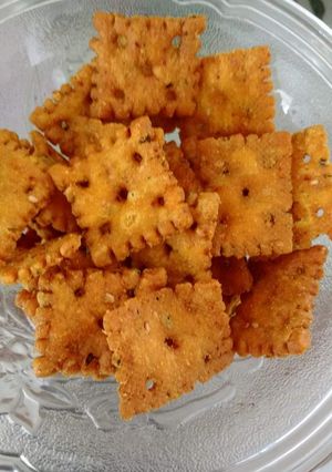 A picture of SAVOURY  Namakhpare.
