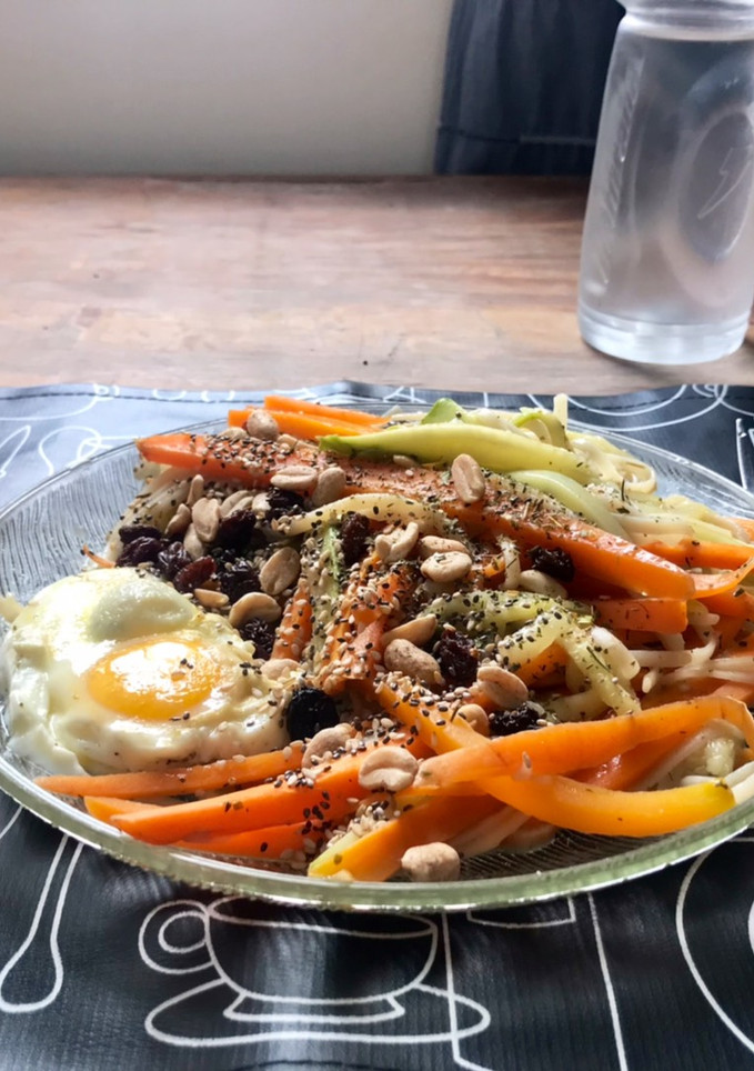 Una foto de Pasta con vegetales 🍝🥗