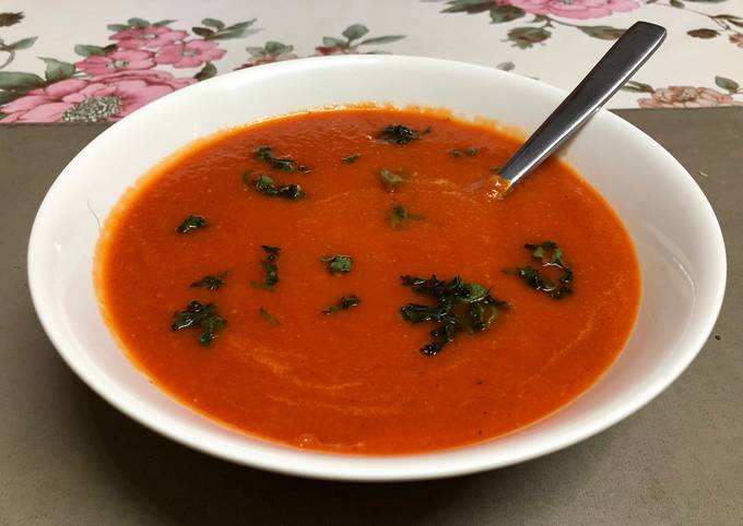 Steps to Prepare Speedy Roasted Capsicum And Tomato Soup