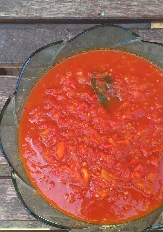 Una foto de Salsa de tomates frescos