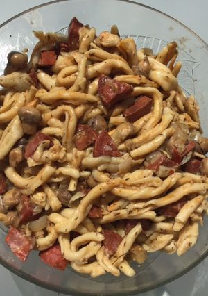 Une photo de Maccheroni au chorizo champignons et coeurs d artichauts
