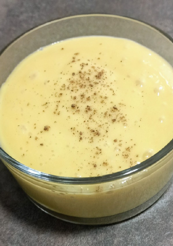 Una foto de Crema fría de mango
