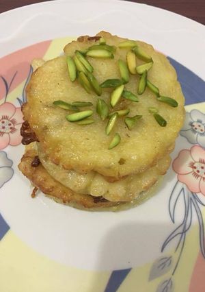 इंस्टेंट मालपुवा (Instant malpuva recipe in hindi) रेसिपी मुख्य फोटो