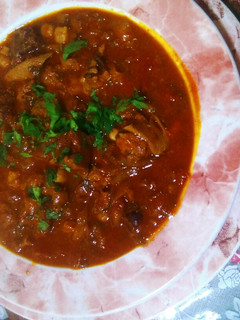 صورة لوصفة بكبوكة بالبصل و الطماطم 😋دوارة😋