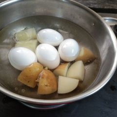 A picture of Tips of boiling eggs.