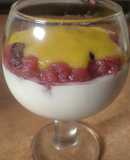 Copa de mango y yogur