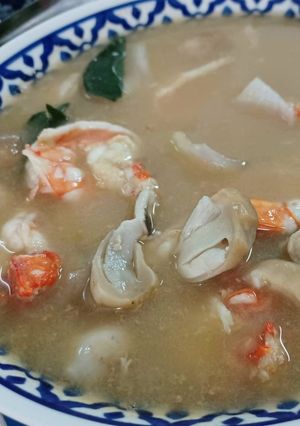 รูปของ ต้มยำกุ้งน้ำใสใส่เห็ดฟาง ไม่ใส่พริก เมนูเด็ก