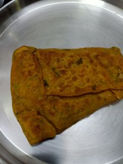 स्वीट कॉर्न पराठा (Sweet Corn Paratha Recipe In Marathi) रेसिपी चे मुख्य फोटो 
