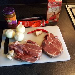A picture of Slow cooked mutton curry.