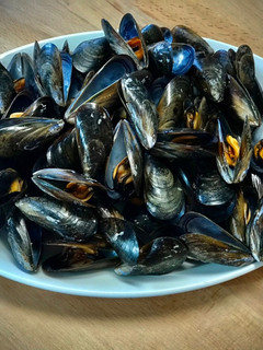 Una foto de Mejillones de Lorbé al vapor