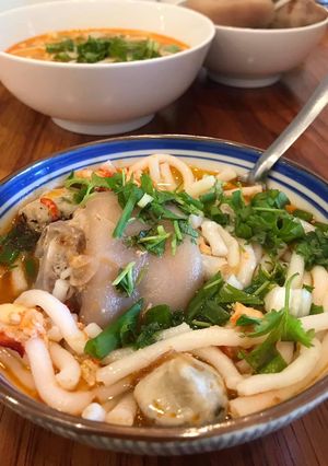 Hình của món Bánh canh sợi bún Nha Trang.