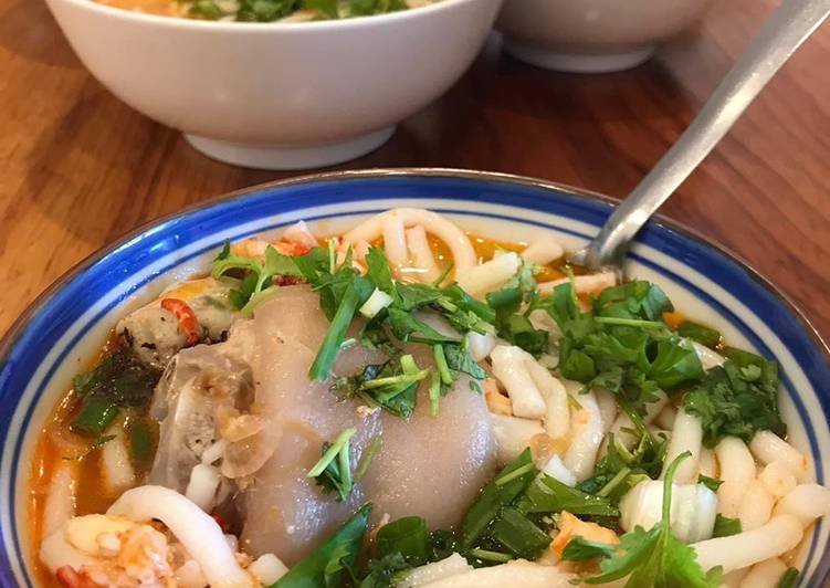 Bánh canh sợi bún Nha Trang