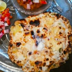 A picture of Aloo pyaz paratha.