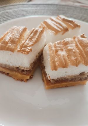 Almás-diós habos süti 🍎 recept fotója