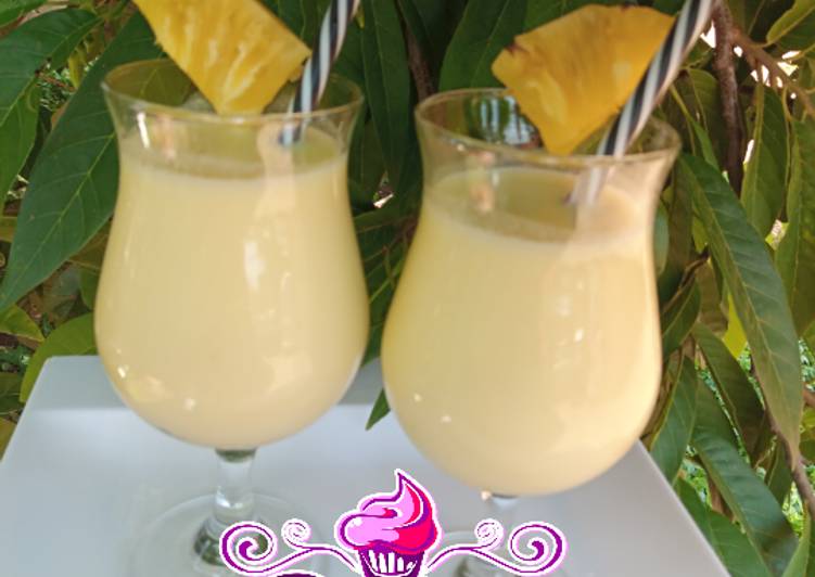 Pineapple smoothie