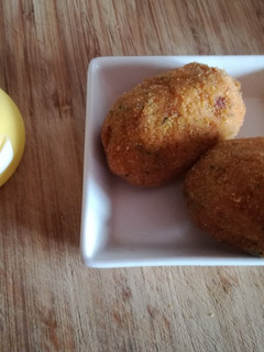 Una foto de Croquetas de arroz