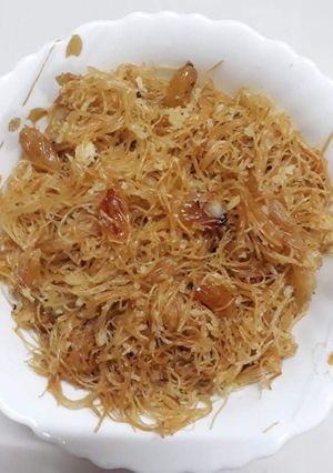 লাল সেমাই দিয়ে ভুনা সেমাই রেসিপির প্রধান ছবি