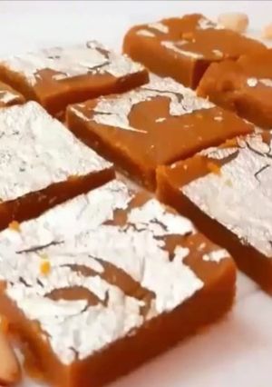 मोहनथाल बर्फी (mohanthal barfi recipe in Hindi) रेसिपी मुख्य फोटो