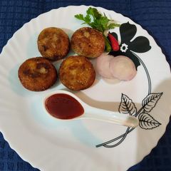 A picture of Banana Blossom Appetizer or Mochar Chop.
