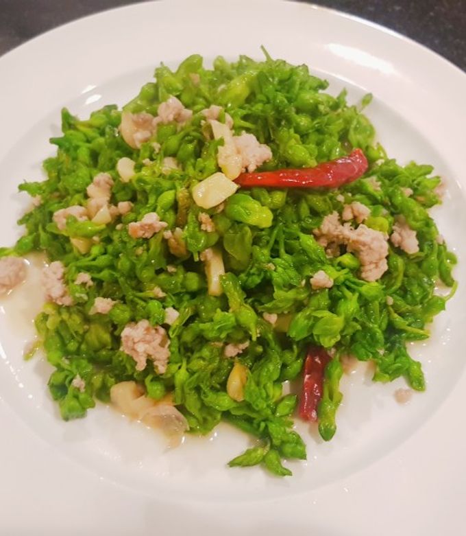 รูปของ ผัดดอกขจรหมูสับ