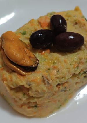 Una foto de Ensaladilla con mejillones en escabeche