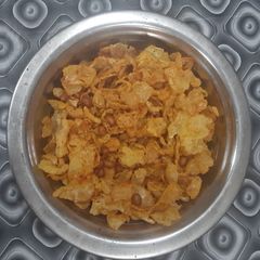 A picture of Corn poha chivda.
