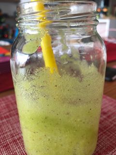 Una foto de Batido verde Cucú