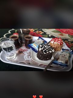 صورة لوصفة كيكة التوفي والجوز المحمص