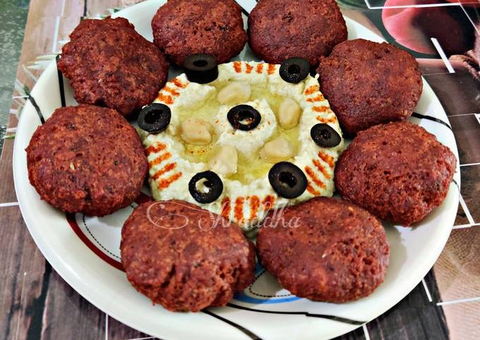 Beetroot-broccoli falafal and hummus