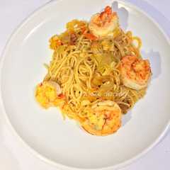 รูปของ Simple Shrimp Pasta