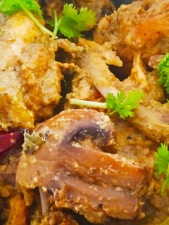 காளான் சிக்கன் கிரேவி (Kaalan Chicken Gravy Recipe in Tamil) செய்முறை முக்கிய புகைப்படம்