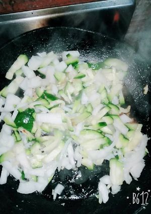 Una foto de Salteado de zapallitos